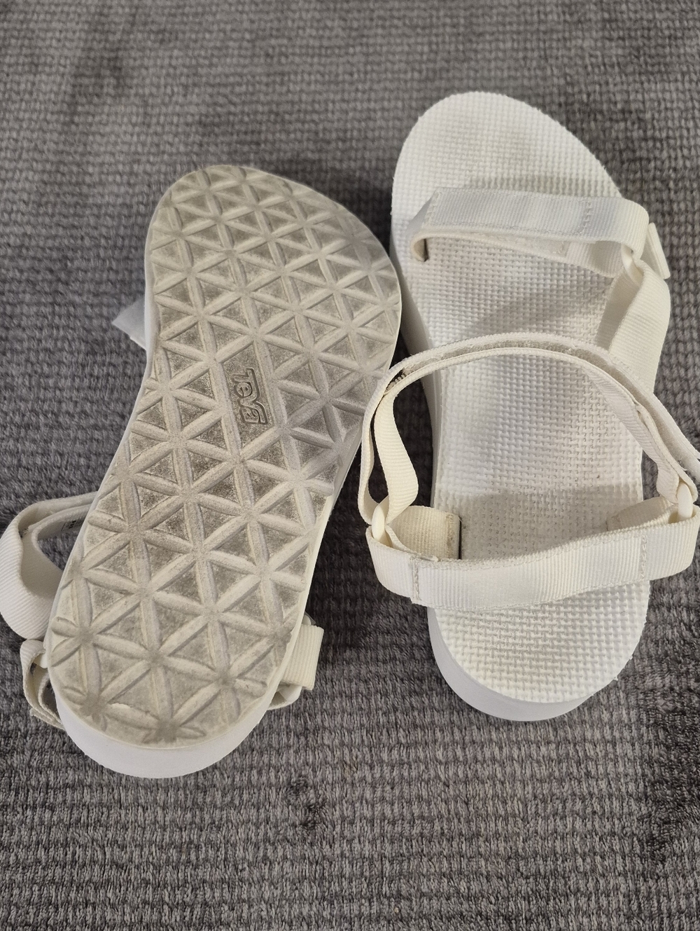 Teva Women Flatform Universal Platform Y2K Inspired Sandal Size 9 White Recycled - Picture 6 of 8